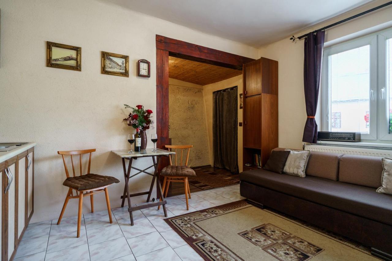 Apartment Melita - The Very Centre Of Town Banska Stiavnica Exterior photo